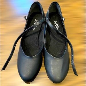 So Danca character dance shoe size 5.5 2” inch heel